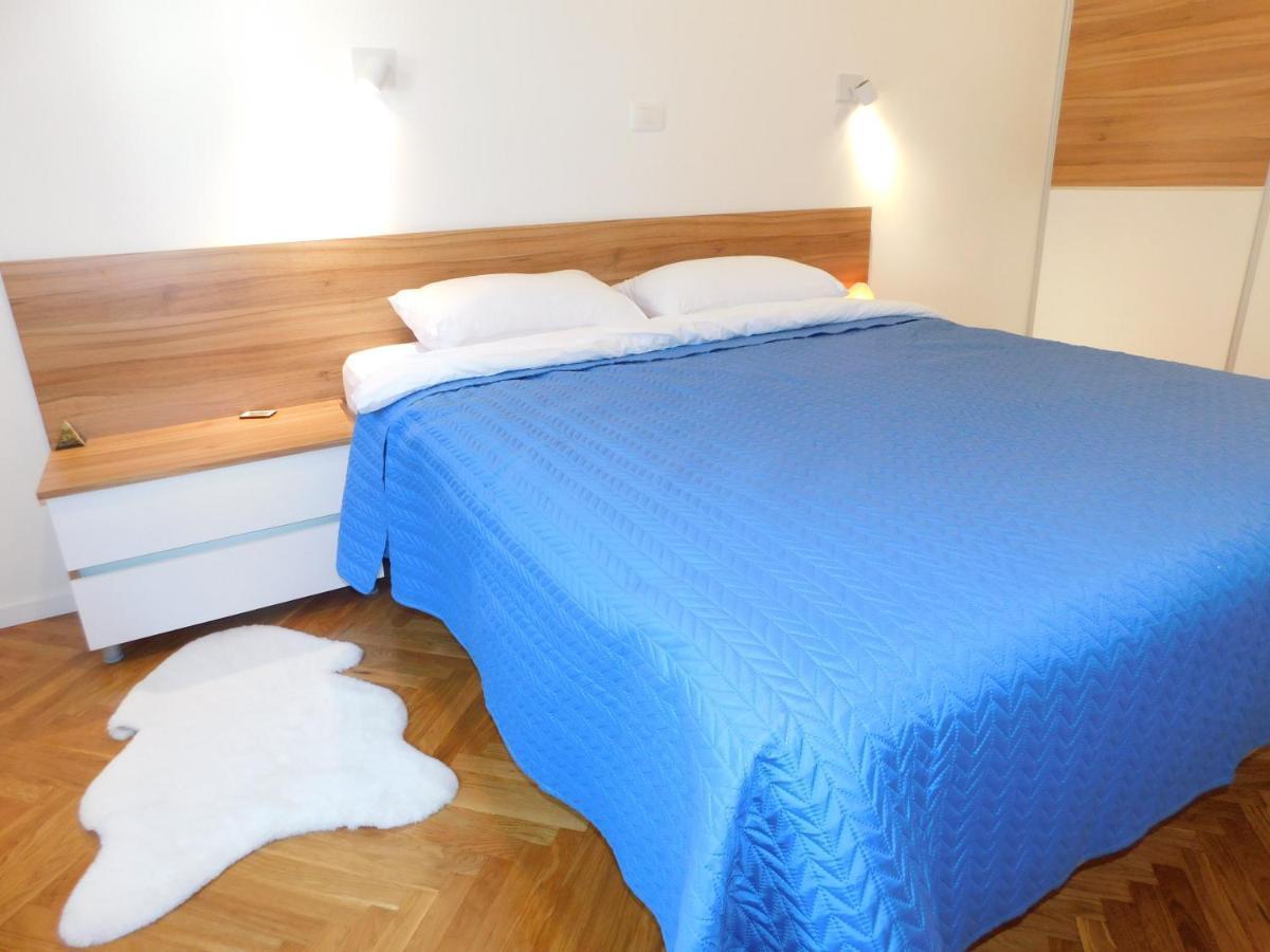 Modern Apartment Hrenova Street リュブリャナ エクステリア 写真